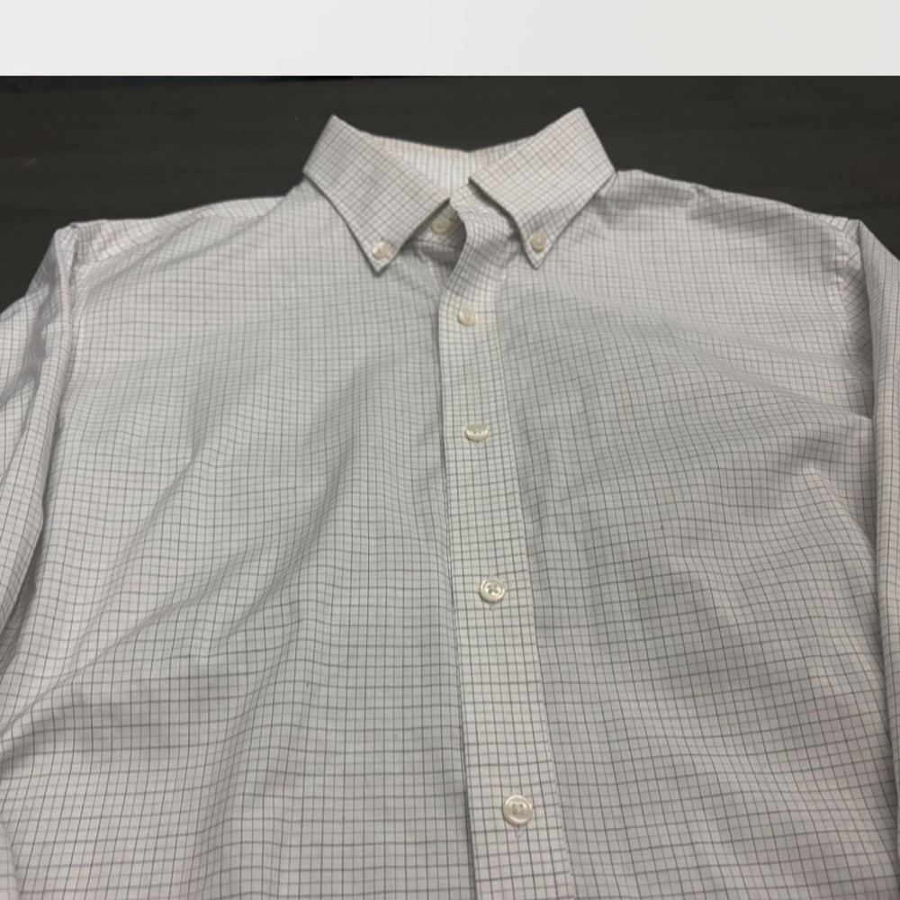 Uniqlo Men's Light Gray Grid Shirt